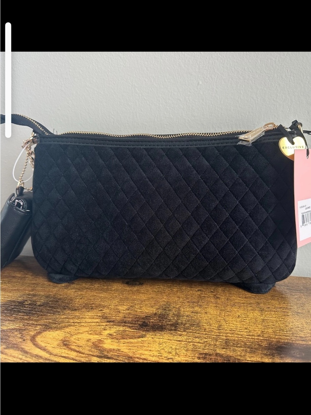 Y2K Black Bow Velvet Shoulder Bag with Gold Chain and Charm - Picture 4 of 6